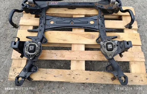 BMW X3 F25 Front axle beam 