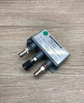 Mercedes-Benz C W203 Aerial antenna amplifier A2038270442