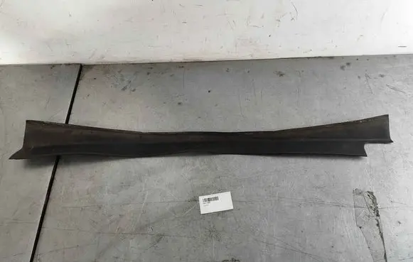 Maserati Quattroporte Other trunk/boot trim element 68473800