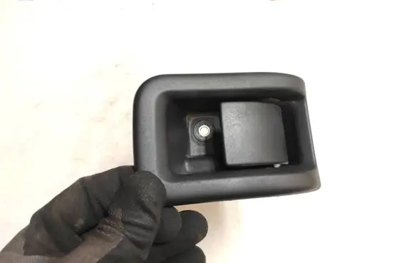 Volvo S80 Engine bonnet (hood) release handle 30779851