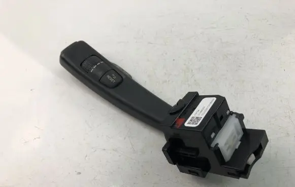 Volvo V40 Indicator stalk 31394001