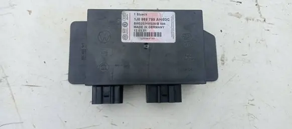 Volkswagen PASSAT B5 Comfort/convenience module 1J0959799AH03C