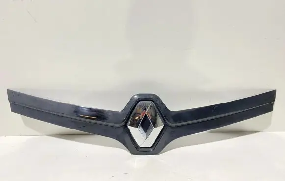 Renault Twingo II Front bumper upper radiator grill 620783403R