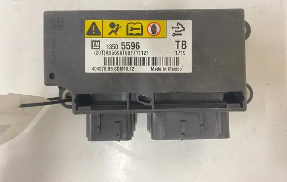 Opel Insignia A Airbag control unit/module 13505596 404376B5