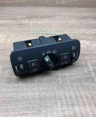 Volvo V70 Light switch 30739415