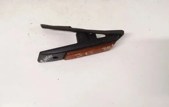 BMW 5 E34 Front fender indicator light 13780149 8357050