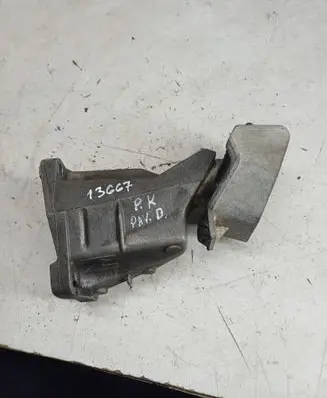 Audi A6 S6 C4 4A Gearbox mounting bracket 4A0399113J