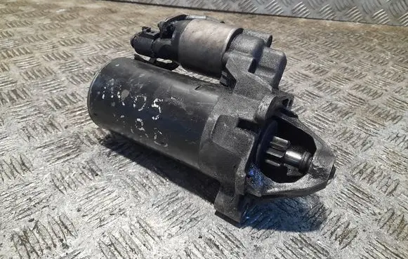 Audi A4 S4 B7 8E 8H Starter motor 0001109064