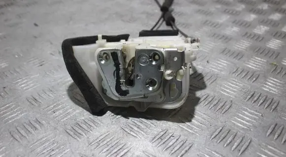 Subaru Forester SH Rear door lock 