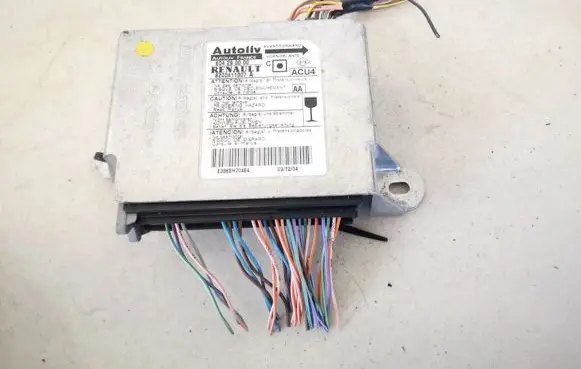 Renault Megane II Airbag control unit/module 8200411007a 604290000