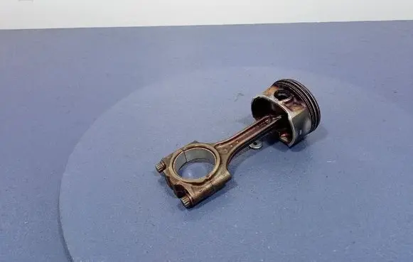 Ford Mondeo MK IV Piston 83L53
