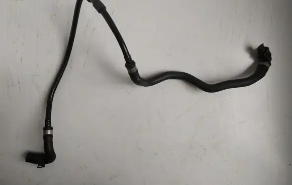 BMW i8 Engine coolant pipe/hose 64219168924 9168924