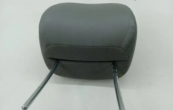 Jeep Grand Cherokee (WK) Front seat headrest 
