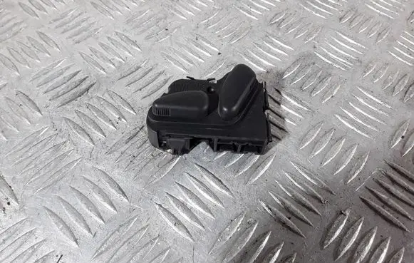 Mercedes-Benz E W210 Seat control switch 2108213851 03463815