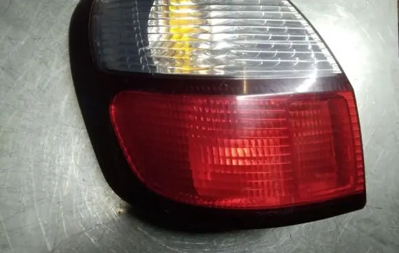 Subaru Legacy Rear/tail lights WF06L