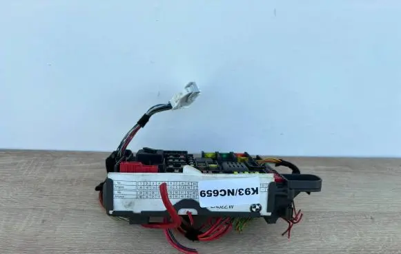BMW X5 E70 Fuse box set 693168703