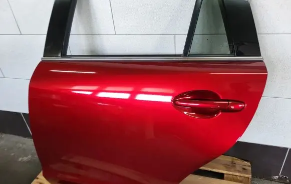 Mazda 6 Rear door