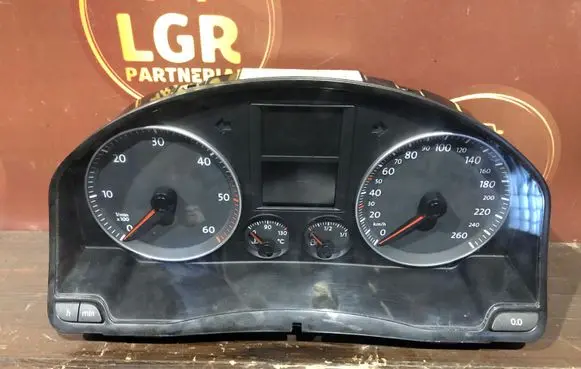 Volkswagen Golf V Speedometer (instrument cluster) 1K0920851H