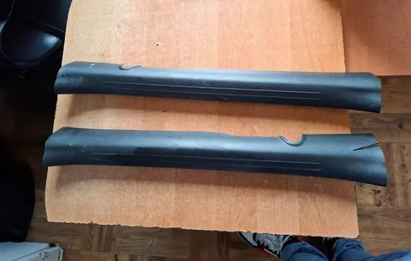 Hyundai i10 Foot area side trim 
