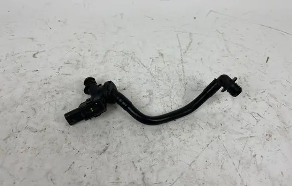 Audi Q7 4M Vacuum line/pipe/hose 5Q0906207