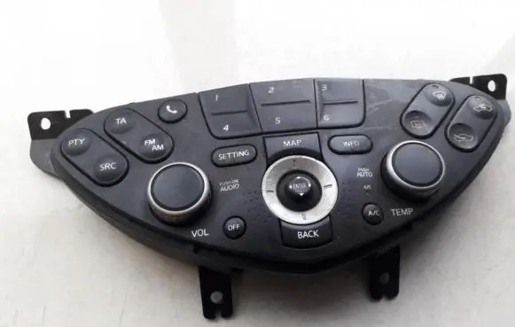 Nissan Primera Climate control unit 28395av910 csw-5840c