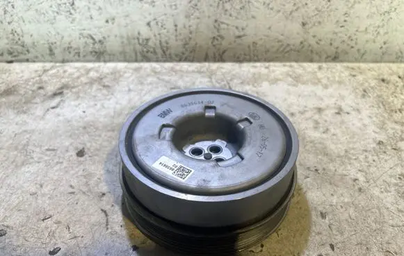 Mini One - Cooper F56 F55 Crankshaft pulley 8638614