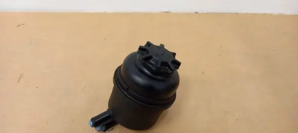 Jaguar XK8 - XKR Power steering fluid tank/reservoir 7672141102