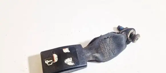 Mitsubishi Space Star Middle seatbelt buckle (rear) 
