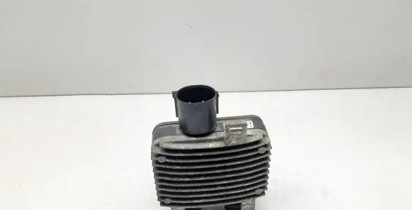 Volvo V70 Coolant fan relay 940007601