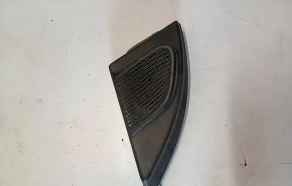 Volvo V70 Front door high frequency speaker 30781066 09W34 M5XUG
