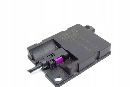 BMW 5 E60 E61 Antenna control unit 6928461 692846115594786057