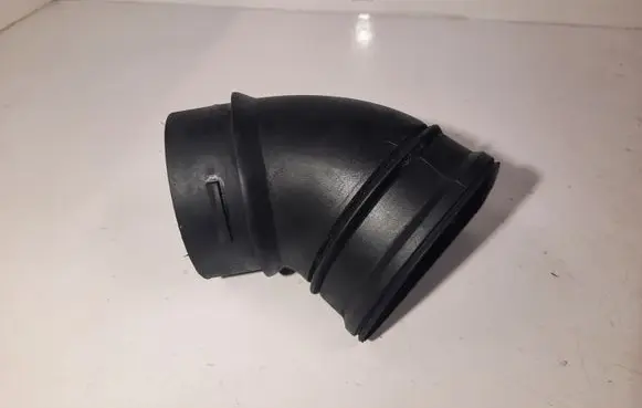 Mercedes-Benz B W245 Brake vacuum hose/pipe A6130940387