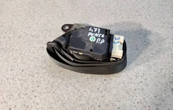 Fiat Punto (188) Front seatbelt 33006712F