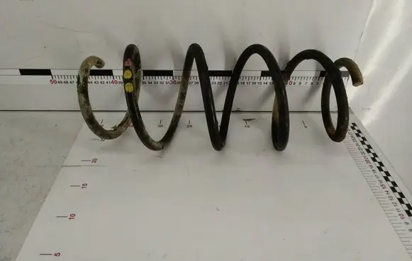 Mercedes-Benz E W212 Front coil spring