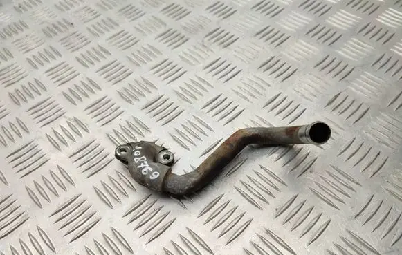 Toyota Avensis T270 Coolant pipe/hose 