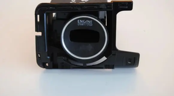 Volkswagen PASSAT B7 Ignition lock 