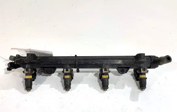Skoda Fabia Mk1 (6Y) Fuel main line pipe 036133319BT