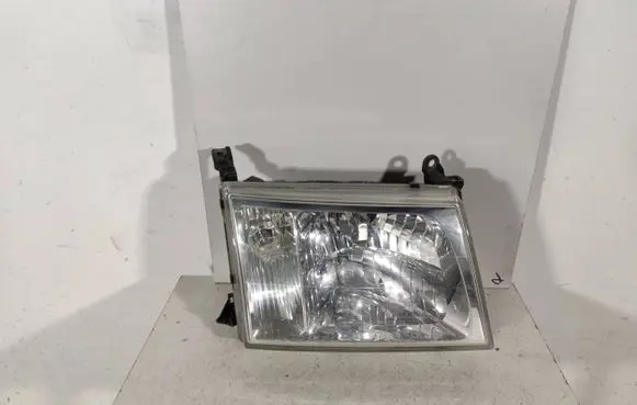 Toyota Land Cruiser (J100) Headlight/headlamp