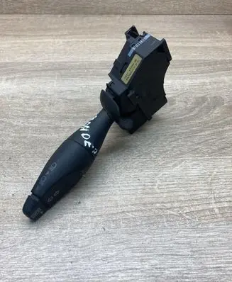 Ford Mondeo MK II Indicator stalk 1S7T13335BE