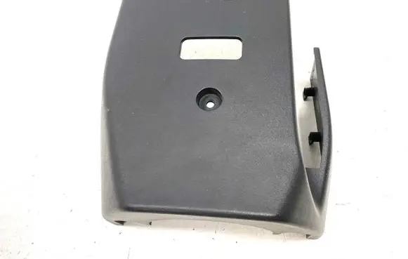 Steering wheel column trim