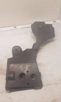 Toyota Prius (XW30) Other under body part 5762747010