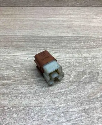 Nissan Almera N16 Other relay 2523079964 30506C