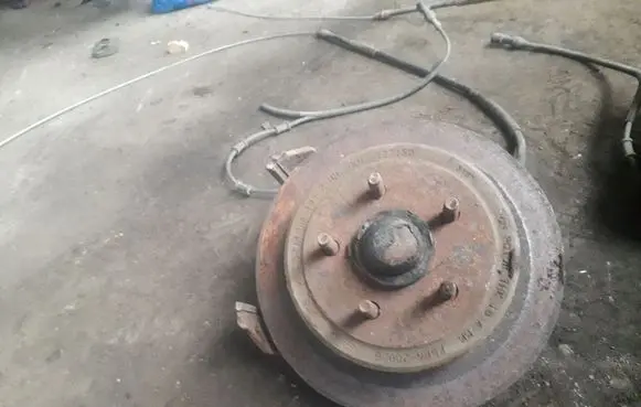 Ford Windstar Rear wheel bearing hub 