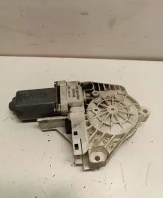 Audi A8 S8 D4 4H Front door window regulator motor 8K0959801B 12420250293