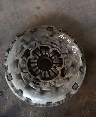 Toyota Avensis T270 Pressure plate 