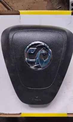 Opel Insignia A Steering wheel airbag 13275647