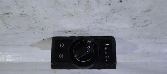Opel Antara Light switch