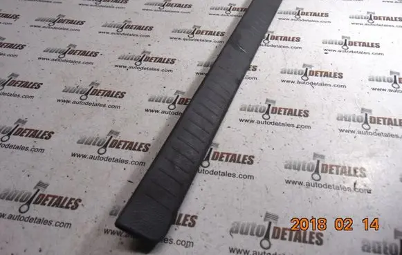Toyota Avensis Verso Front sill trim cover 6791144040