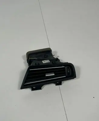 BMW 5 F10 F11 Dashboard side air vent grill/cover trim 168281