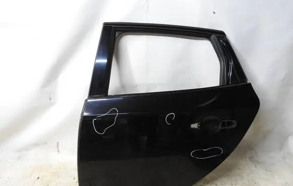 Rear door
